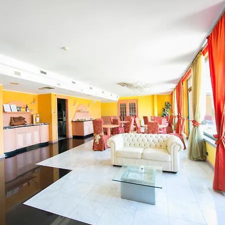 Ternate Sleeps 3 Air Con * Ternate (Varese)