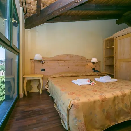 Ternate Sleeps 3 Air Con Apartmán Ternate (Varese)